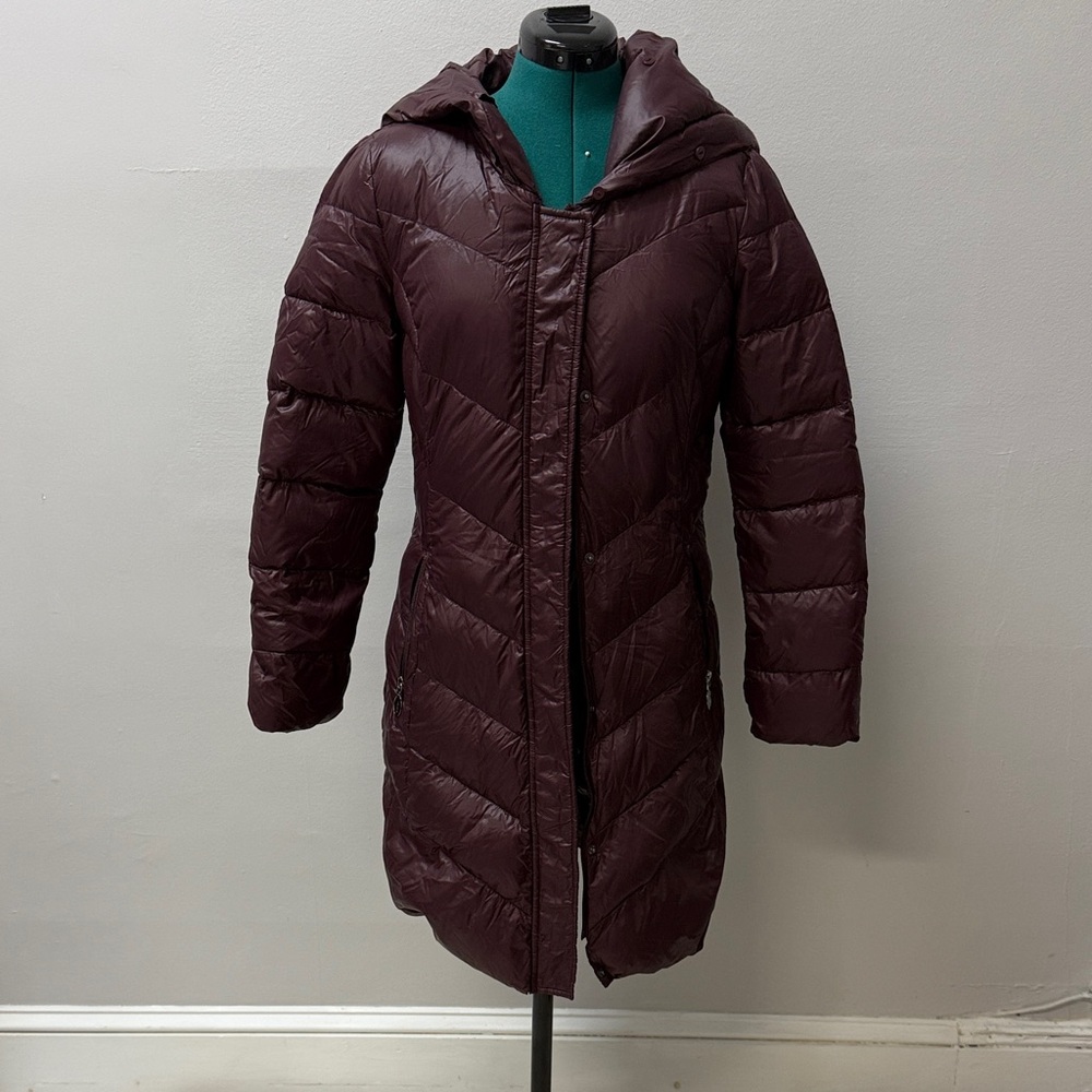T Tahari Deep Burgundy Hooded Puffer Jacket